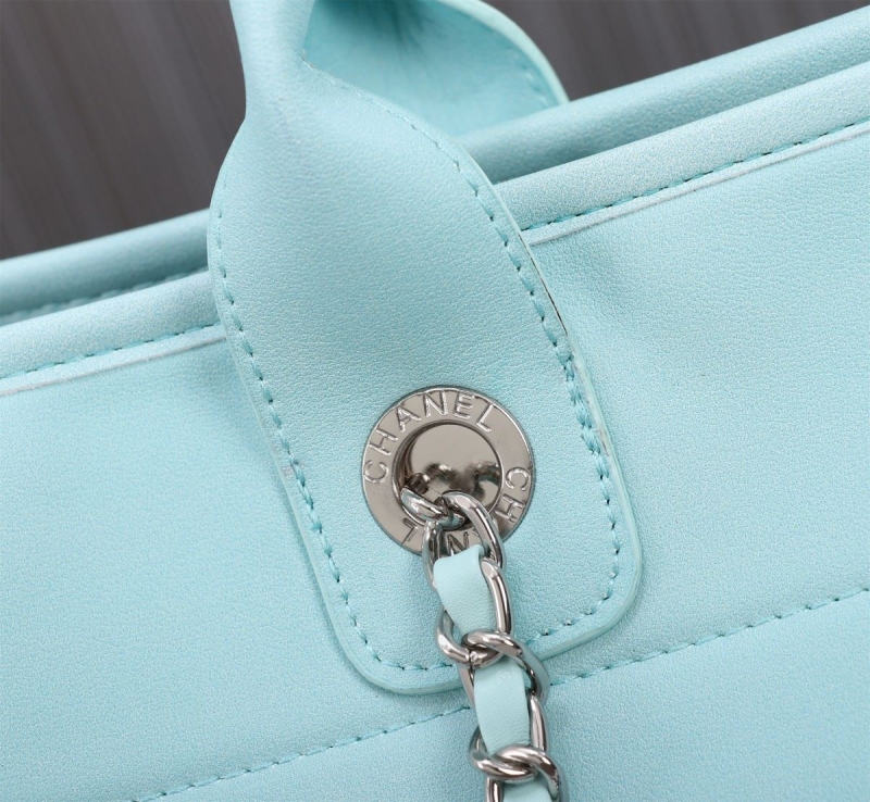 Ch**el shopping bags